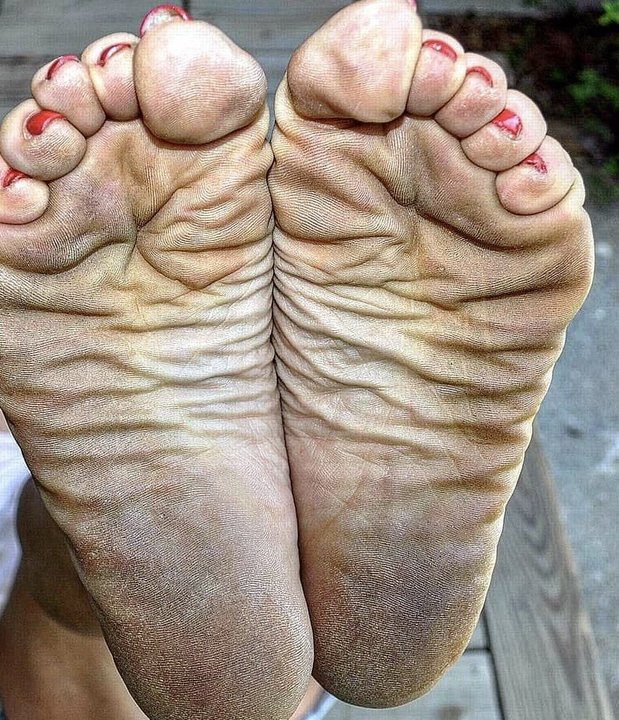 Is Anybody Allowed To Go Barefoot At Work I Love Being Barefoot I Have My Own Business So I 