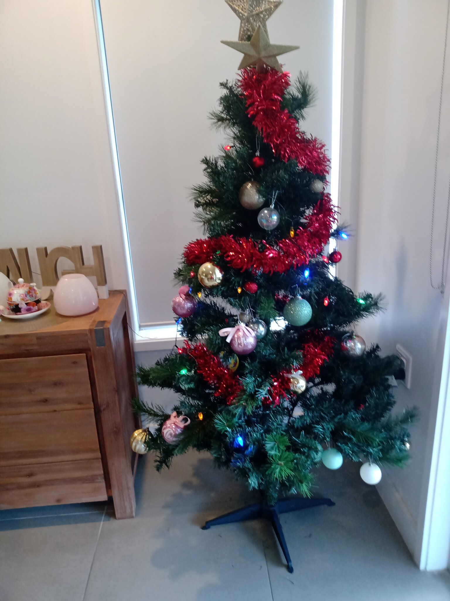 We put the Christmas tree up today. do U like it Christmas