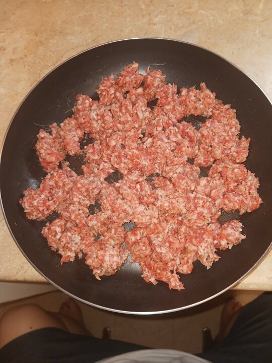 Tonight&amp;#39;s early dinner, crumbled beer bratwurst stroganoff, with peas ...